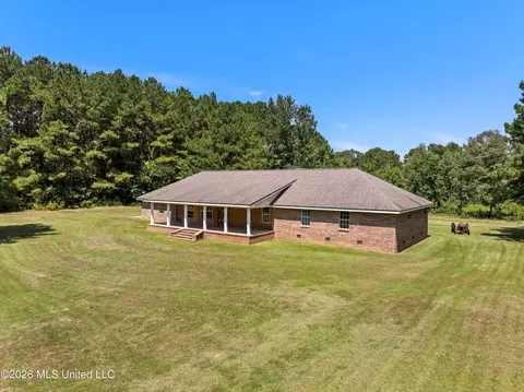 28 J D Aultman Rd, Sumrall, MS 39482