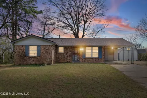 7764 Auburn Cv, Southaven, MS 38671