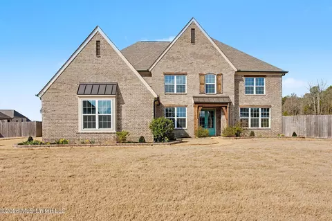 7314 Fulton Square Dr, Olive Branch, MS 38654