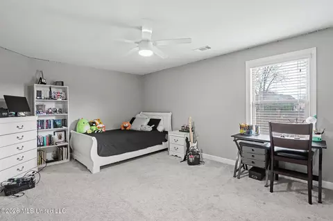 Bedroom - 4021 Mitchell Pl, Olive Branch, MS 38654 photo 4 of 4