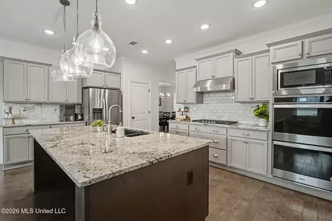 Kitchen - 4021 Mitchell Pl, Olive Branch, MS 38654 photo 1 of 5