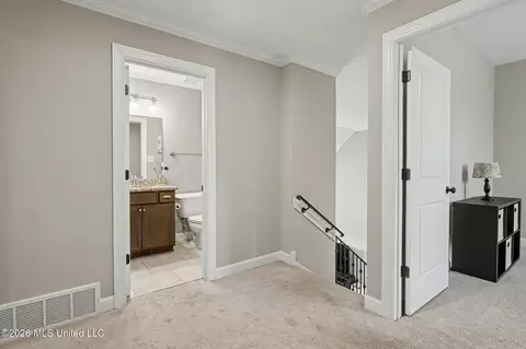 Entry Way - 4021 Mitchell Pl, Olive Branch, MS 38654 photo 5 of 6