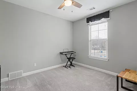 Bedroom - 4021 Mitchell Pl, Olive Branch, MS 38654 photo 3 of 4
