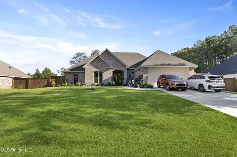 134 N Slade Rd, Sumrall, MS 39482