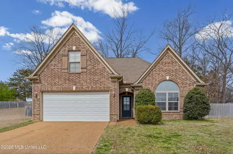 6051 Caroline Cv, Southaven, MS 38671