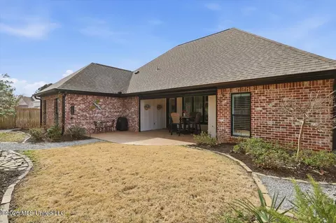 Exterior - 157 Bridge Water Loop, Madison, MS 39110 photo 5 of 12