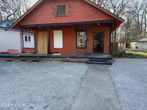 427 S Eureka St, Greenville, MS 38701