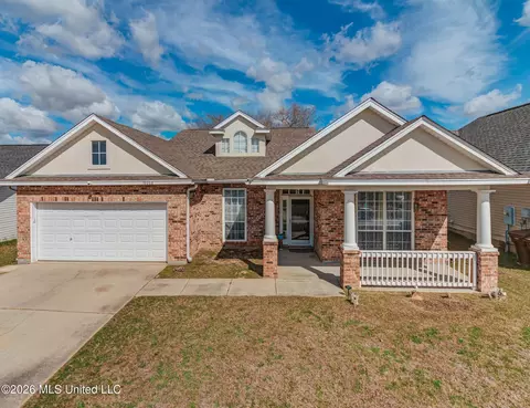 18026 Lake Vista Dr, Gulfport, MS 39503