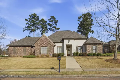 104 Tail Feather Dr, Madison, MS 39110