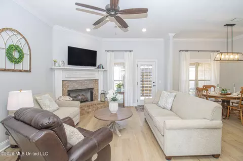 Living - 518 Carrington Dr, Brandon, MS 39042 photo 1 of 1