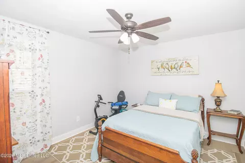 Bedroom - 518 Carrington Dr, Brandon, MS 39042 photo 6 of 7
