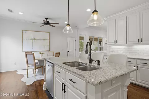 Kitchen - 110 Brisco St, Madison, MS 39110 photo 5 of 5