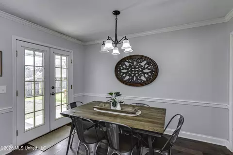 Dining - 418 White Oak Cv, Florence, MS 39073 photo 3 of 4