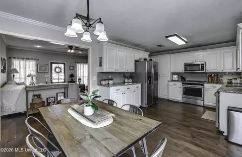 Other - 418 White Oak Cv, Florence, MS 39073 photo 5 of 14