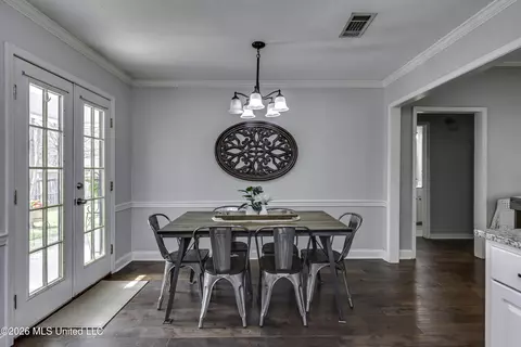 Dining - 418 White Oak Cv, Florence, MS 39073 photo 4 of 4