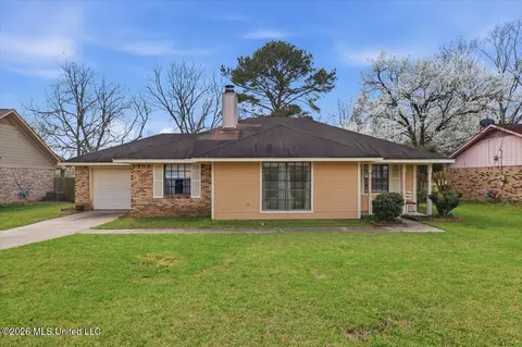 4615 Wyndallwood Dr, Jackson, MS 39212