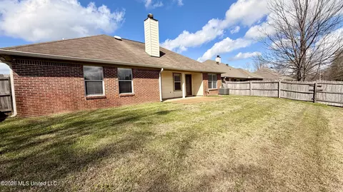 Exterior - 205 Edge Water Branch Dr, Brandon, MS 39042 photo 2 of 2