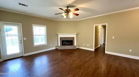 Living - 205 Edge Water Branch Dr, Brandon, MS 39042 photo 3 of 5