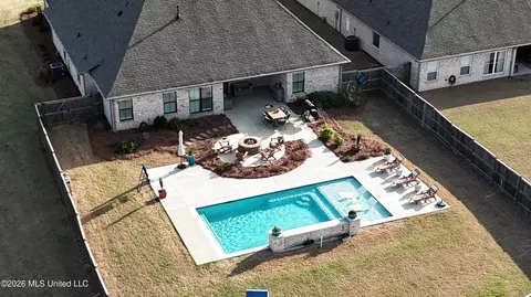 Exterior - 415 Pilot Cir, Brandon, MS 39047 photo 15 of 16