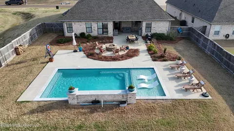 Exterior - 415 Pilot Cir, Brandon, MS 39047 photo 16 of 16