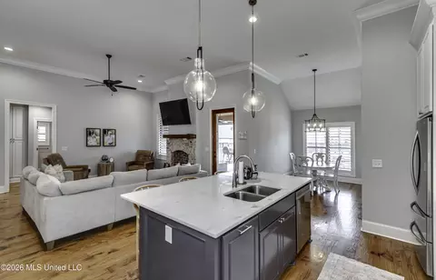 Other - 415 Pilot Cir, Brandon, MS 39047 photo 6 of 13