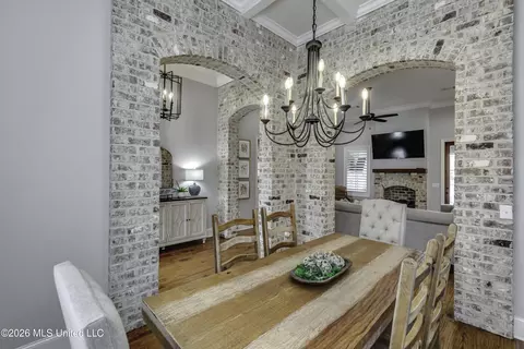 Dining - 415 Pilot Cir, Brandon, MS 39047 photo 3 of 7