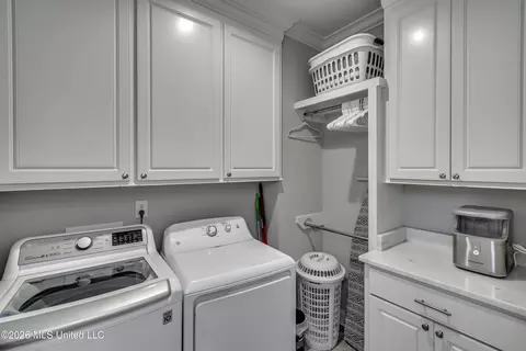 Other - 415 Pilot Cir, Brandon, MS 39047 photo 8 of 13