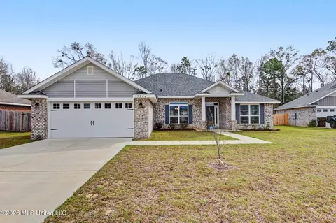 15744 Rachael Dr, Gulfport, MS 39503
