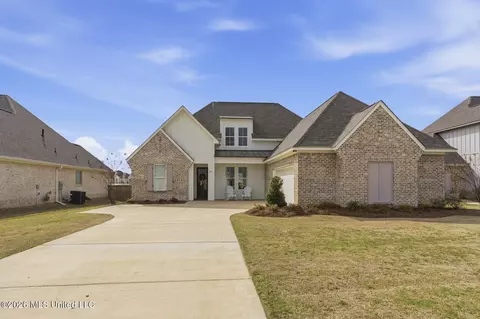 203 Baleigh Dr, Canton, MS 39046