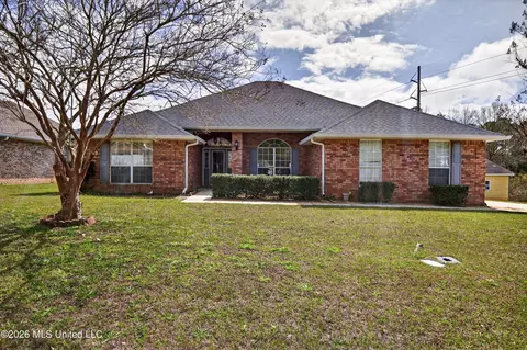 11589 Magnolia Estates Ln, Gulfport, MS 39503