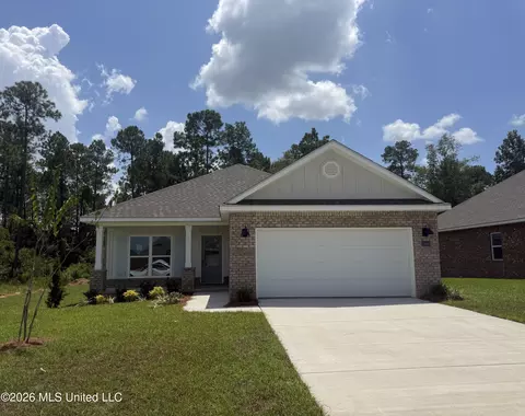 15905 Blue Ridge Dr, Gulfport, MS 39503