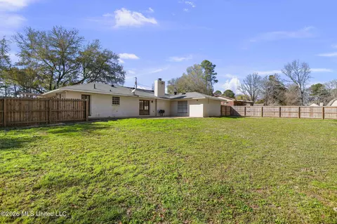 Exterior - 349 Bob White Dr, Canton, MS 39046 photo 7 of 8
