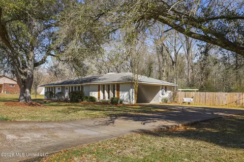 Exterior - 349 Bob White Dr, Canton, MS 39046 photo 4 of 8