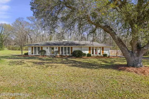 349 Bob White Dr, Canton, MS 39046