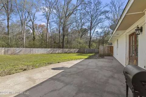 Exterior - 349 Bob White Dr, Canton, MS 39046 photo 6 of 8
