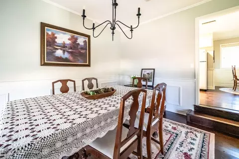 Dining - 318 Rollingwood Dr, Jackson, MS 39211 photo 2 of 3
