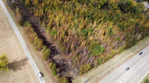 Elmore Road, Southaven, MS 38671