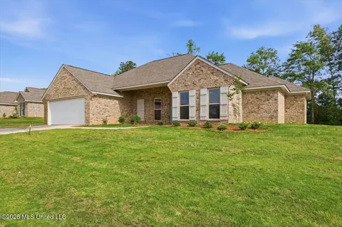 554 Patrick Farms Dr, Pearl, MS 39208