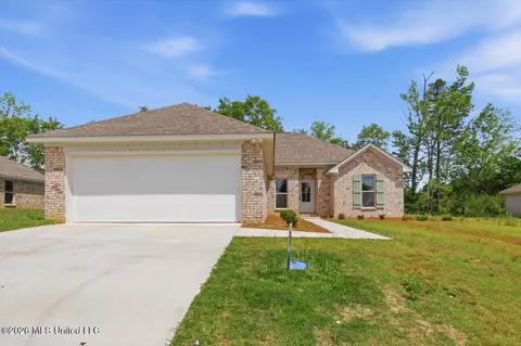552 Patrick Farms Dr, Pearl, MS 39208