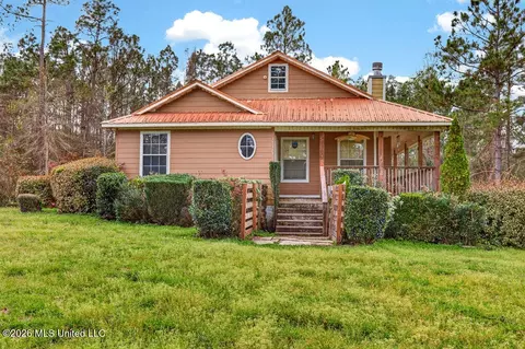 17105 Spring Lake Dr, Vancleave, MS 39565