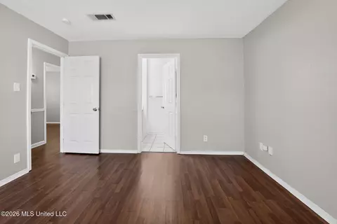 Bedroom - 169 Thousand Oaks Cir, Jackson, MS 39212 photo 3 of 6
