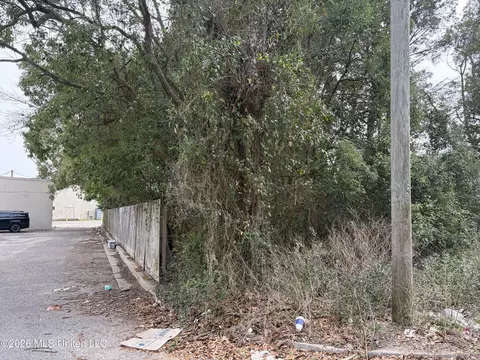 205 2nd Ave, Long Beach, MS 39560 photo 6