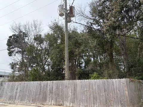 205 2nd Ave, Long Beach, MS 39560 photo 7
