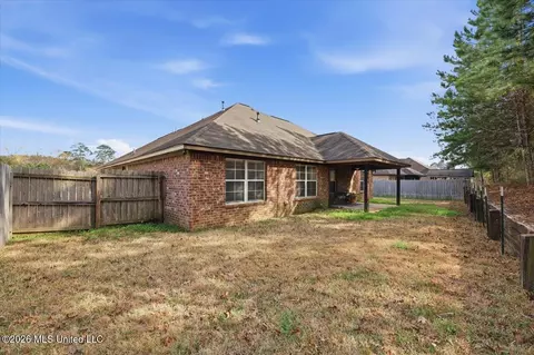 Exterior - 144 Britton Cir, Flowood, MS 39232 photo 4 of 4