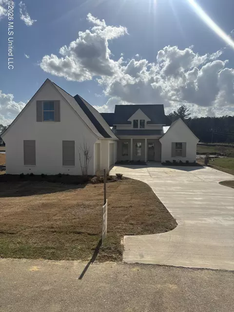 103 Katherine Ln, Madison, MS 39110