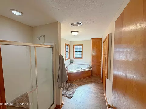Bath - 2333 Comans Rd, Carthage, MS 39051 photo 3 of 5