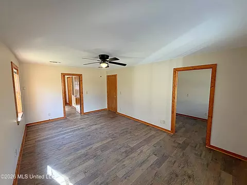 Living - 2333 Comans Rd, Carthage, MS 39051 photo 3 of 3