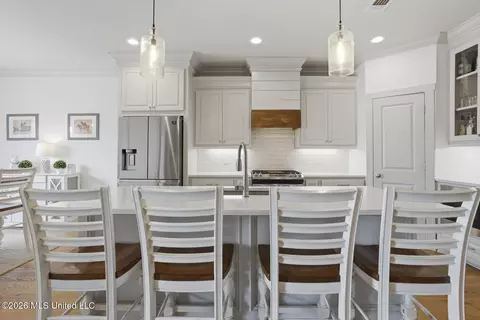 Kitchen - 109 Bridgewater Loop, Madison, MS 39110 photo 5 of 7