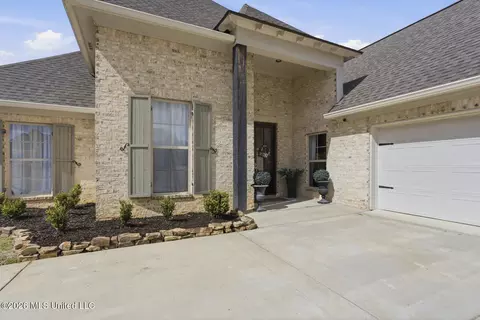 Exterior - 109 Bridgewater Loop, Madison, MS 39110 photo 1 of 3