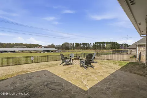 Exterior - 109 Bridgewater Loop, Madison, MS 39110 photo 2 of 3